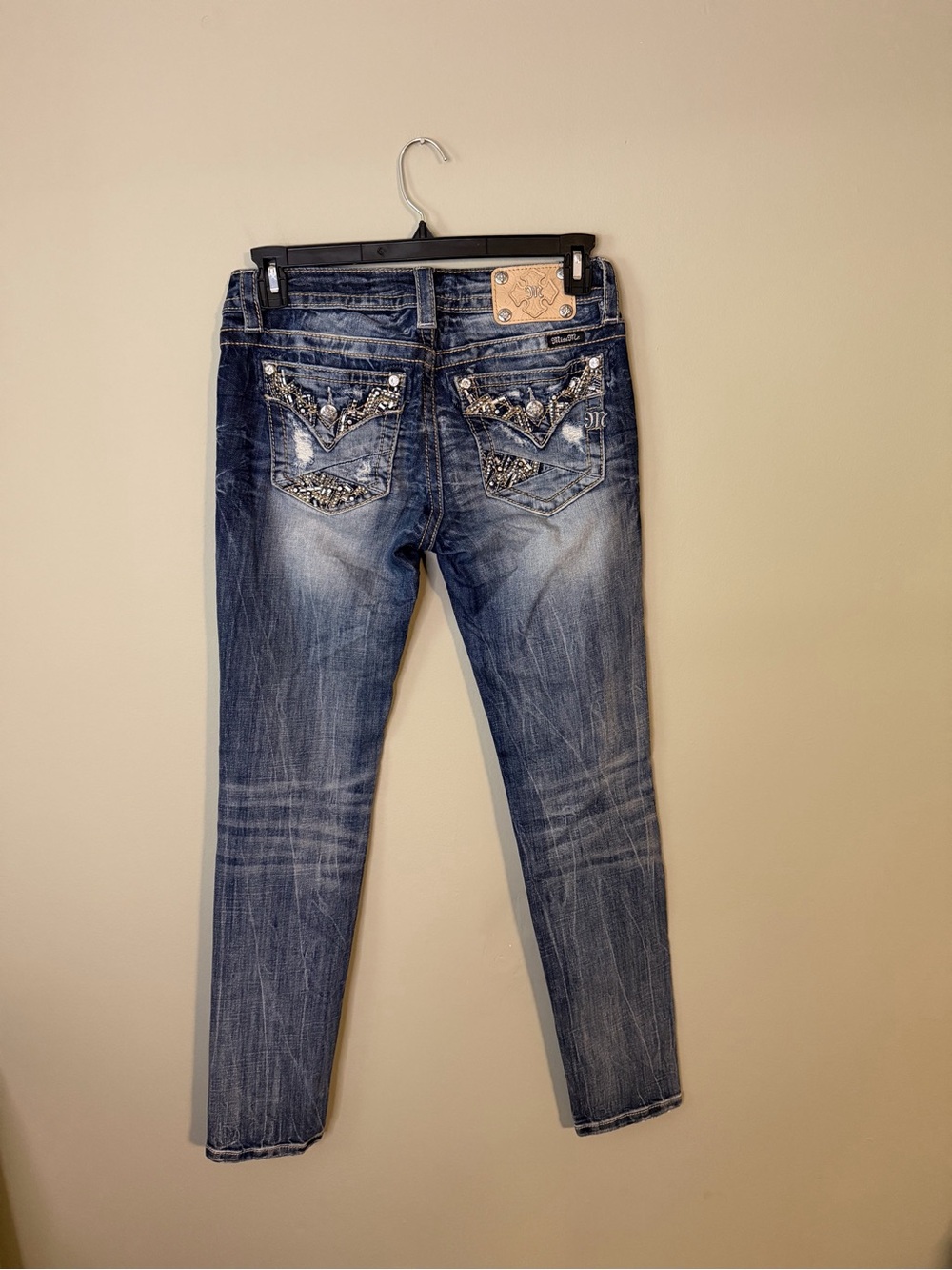 Gorgeous Miss Me Signature Skinny Jeans With Embellished Pockets 33” Inseam